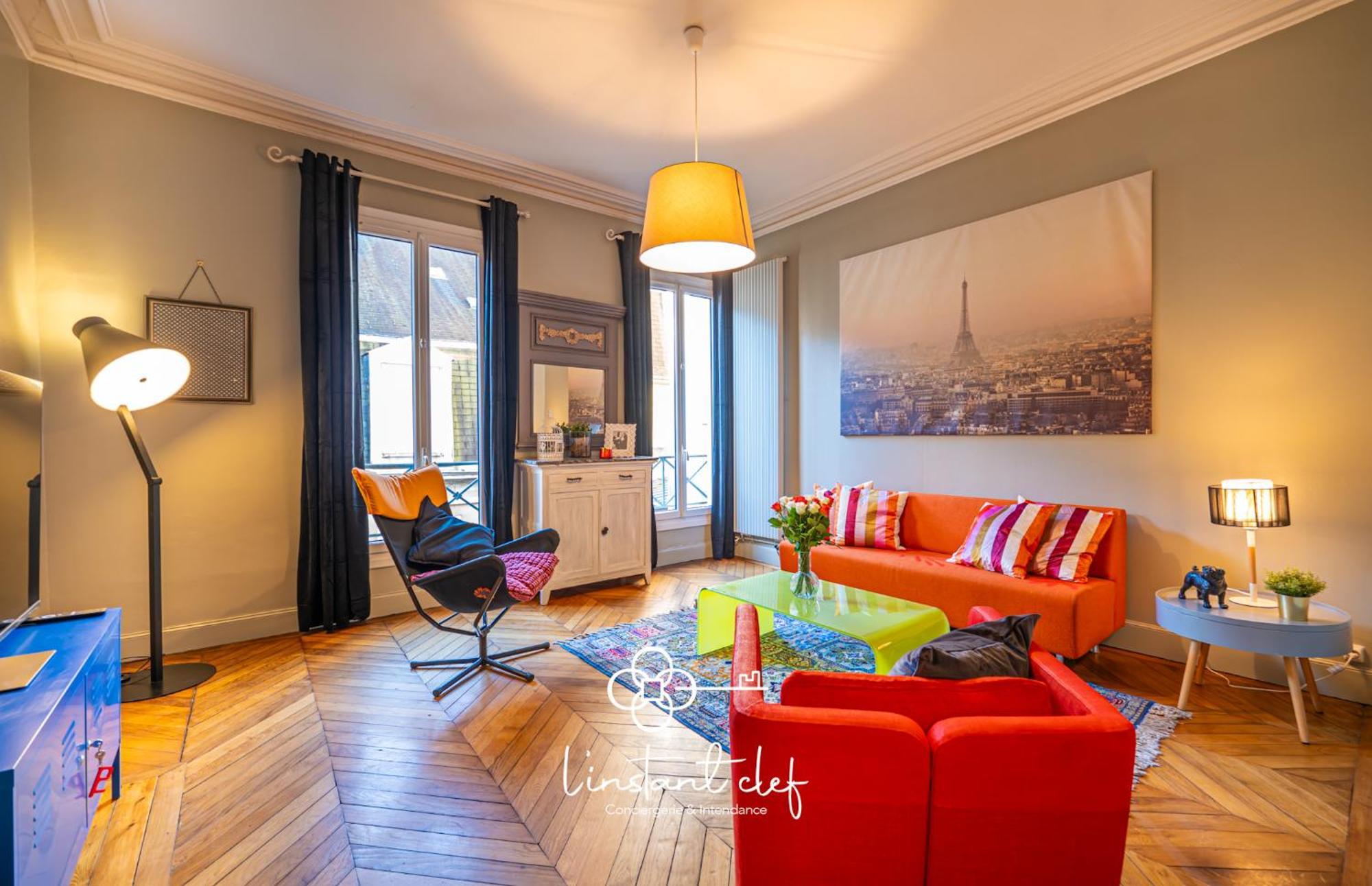 Parquet, Lumiere Et Baignoire - Pres Du Vieux Mans Appartement *